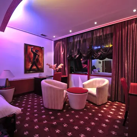 Rosa Blu 4* Tirana