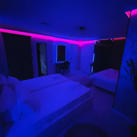 ホテル Rosa Blu ティラナ