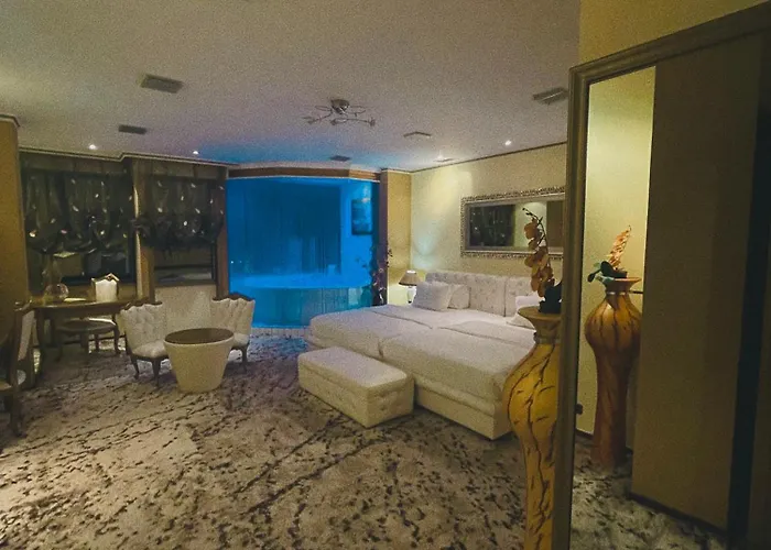 Rosa Blu Hotel Tirana