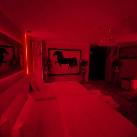 Rosa Blu Hotel 4*