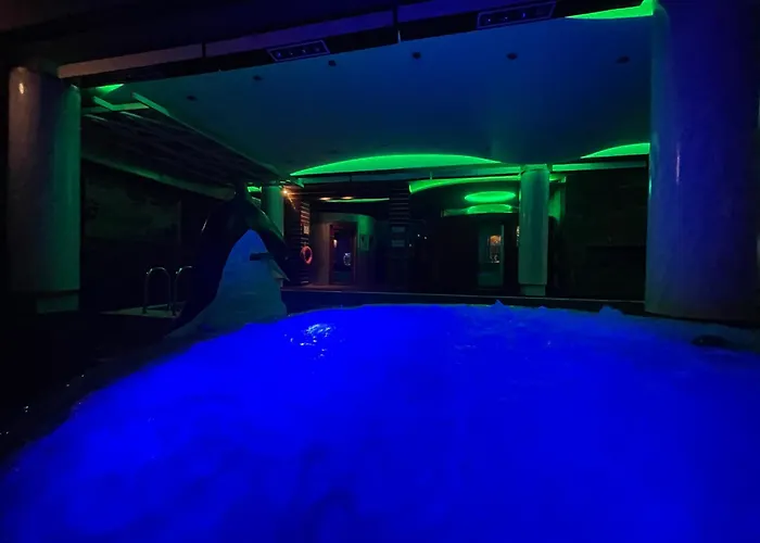 Rosa Blu Отель Тирана